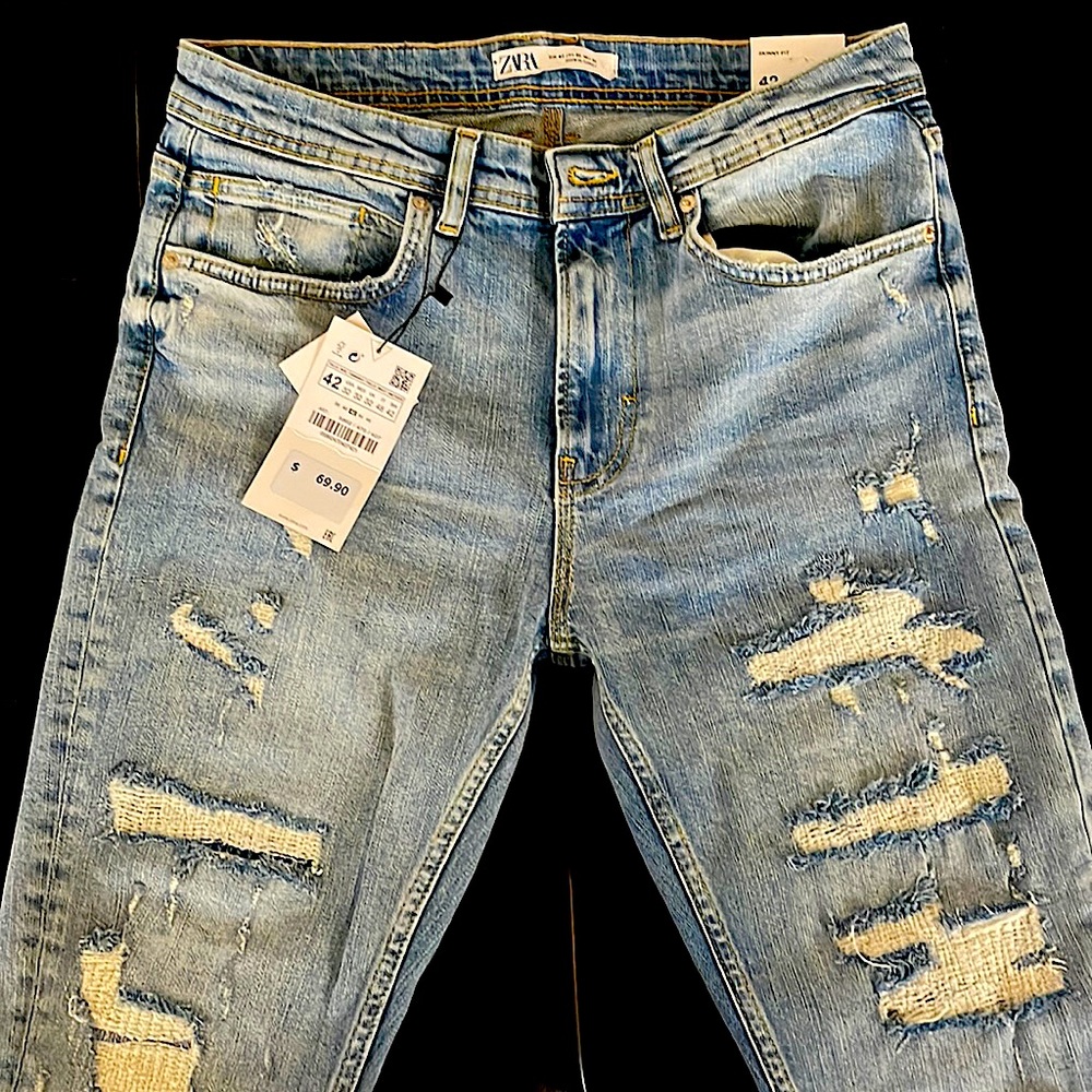 ZARA Blue jeans size 32 new with tags